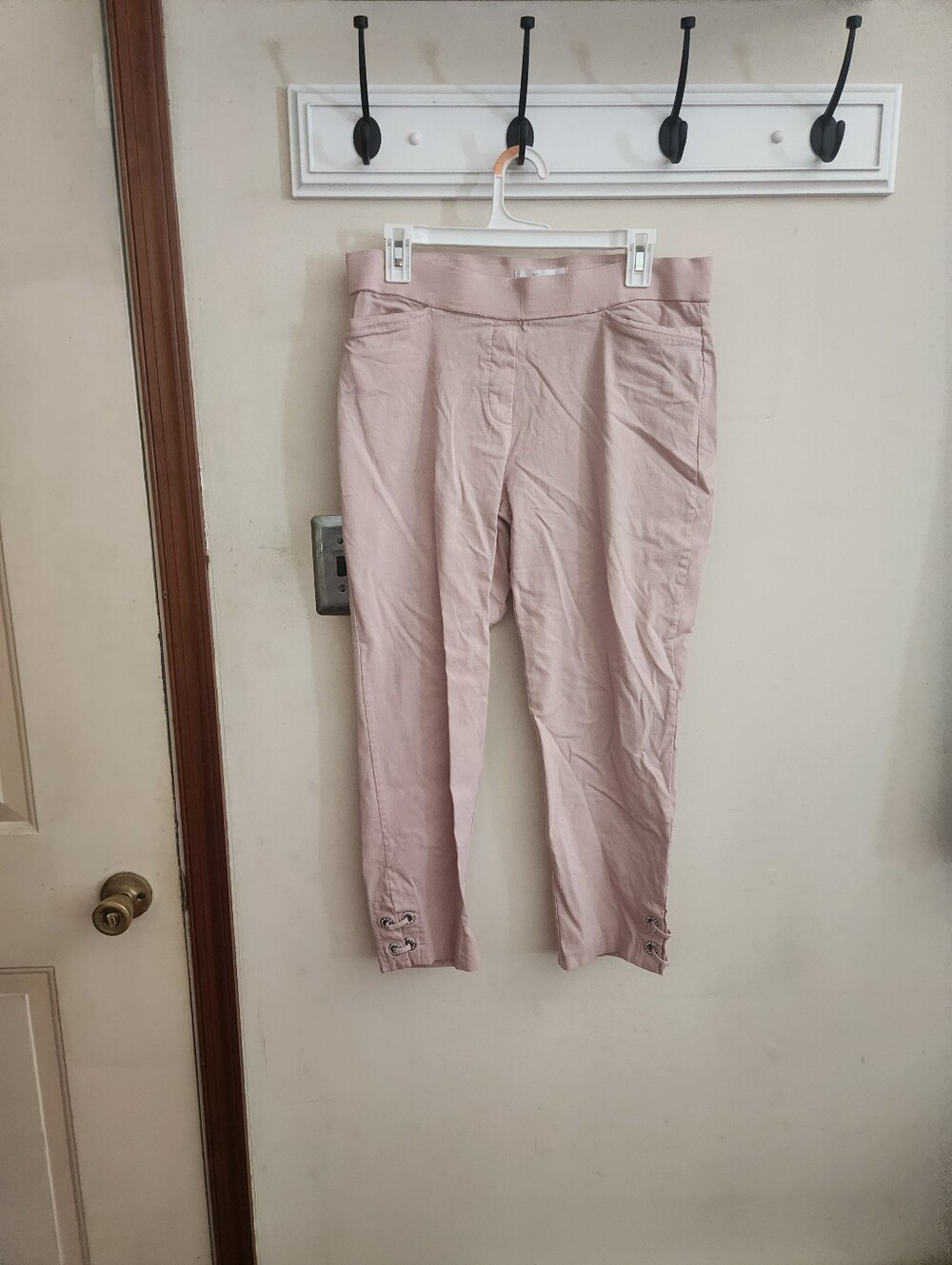 🎉 Light Pink Bottoms